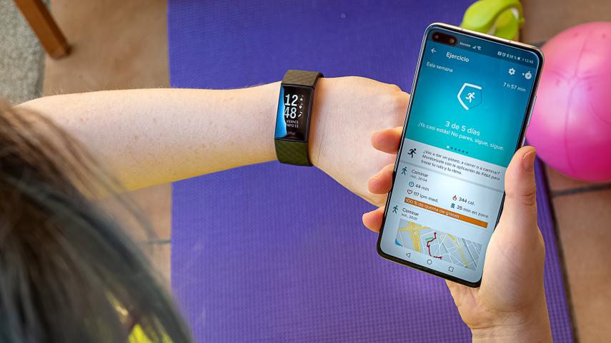fitbit charge 4 vs xiaomi band 5