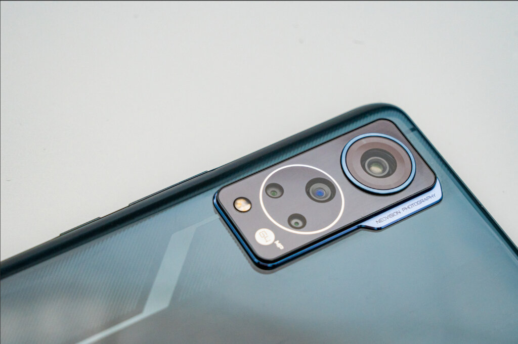 ZTE Axon 30 5G rear camera