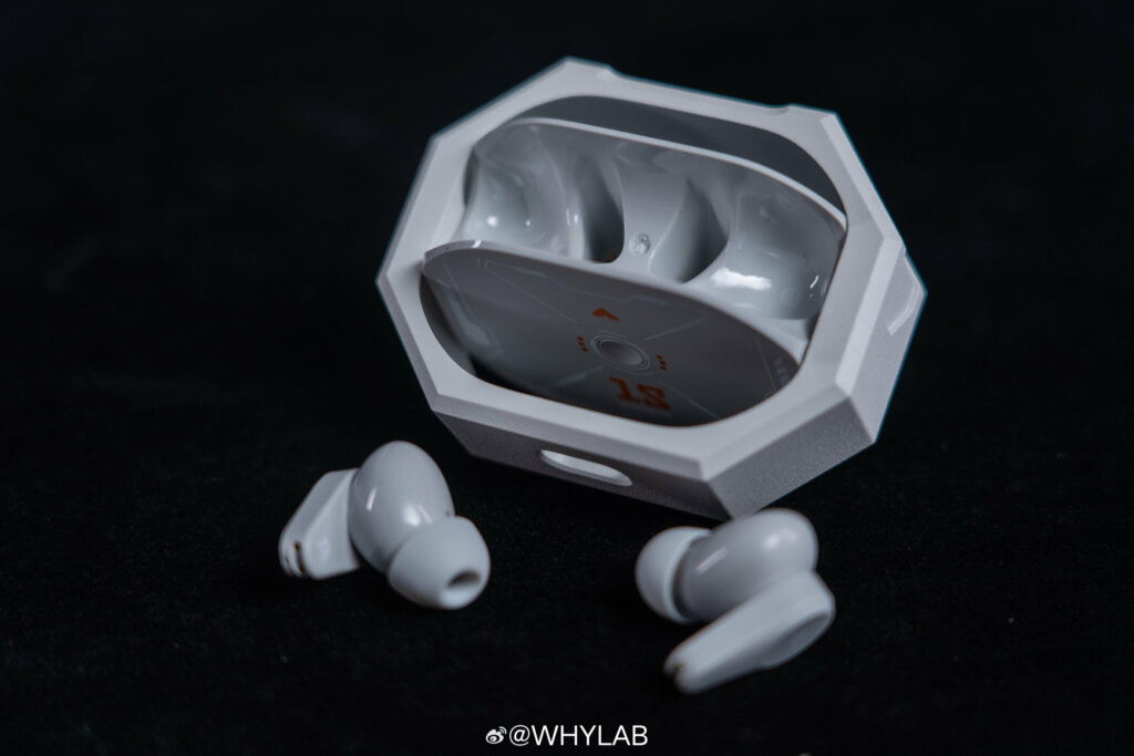 PANDAER Noise Cancelling Headphones
